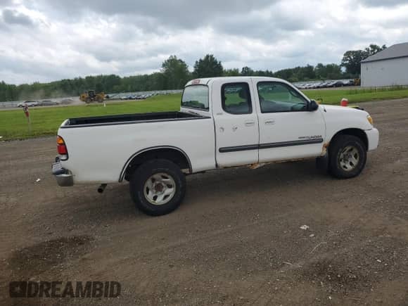 2004 Toyota Tundra SR5 z VIN 5TBBT44124S446978, wystawiony jako Copart lot #63937625 z przebiegiem 267 034 mil mil oraz Czysty tytuł • Clean title. Historia ofert i sprzedaży dostępna na DreamBid. Obrazek 3.