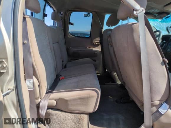 2004 Toyota Tundra SR5 z VIN 5TBBT44114S451895, wystawiony jako Copart lot #62347105 z przebiegiem 59 576 mil mil oraz Szkoda całkowita • Salvage title. Historia ofert i sprzedaży dostępna na DreamBid. Obrazek 10.