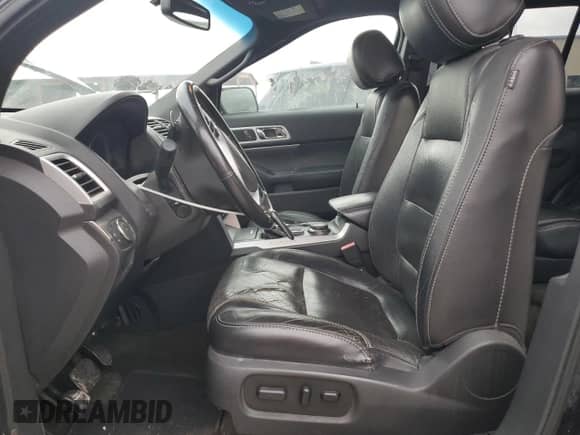 2013 Ford Explorer Sport z VIN 1FM5K8GT1DGC37748, wystawiony jako Copart lot #90103645 z przebiegiem 179 800 mil mil oraz Szkoda całkowita • Salvage title. Historia ofert i sprzedaży dostępna na DreamBid. Obrazek 7.