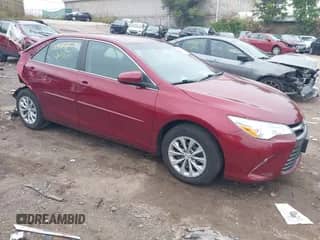 2016 Toyota Camry XLE with VIN 4T1BF1FK6GU539209, listed as a IAAI auction lot 43281859 with 77,959 mi miles and . Bid and sale history available at DreamBid. Image 1.