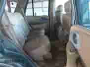 2002 Chevrolet TrailBlazer LS z VIN 1GNDT13S722315601, wystawiony jako IAAI lot #42715890 z przebiegiem 175 016 mil mil oraz . Historia ofert i sprzedaży dostępna na DreamBid. Obrazek 8.