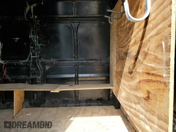 2017 Ram ProMaster Cargo с VIN 3C6URVHG3HE522475, выставлен на аукционе Copart как лот 65770915 с пробегом 149 898 миль миль и Списание • Salvage title. История ставок и продаж доступна на DreamBid. Изображение 10.