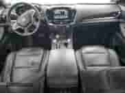 2018 Chevrolet Traverse Premier z VIN 1GNERKKW9JJ100786, wystawiony jako Copart lot #71393895 z przebiegiem 162 859 mil mil oraz Szkoda całkowita • Salvage title. Historia ofert i sprzedaży dostępna na DreamBid. Obrazek 8.