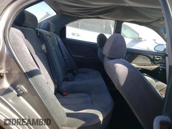 2003 Hyundai Sonata GLS z VIN KMHWF35H63A832574, wystawiony jako Copart lot #52094854 z przebiegiem 163 848 mil mil oraz Nie do naprawy • Non repairable. Historia ofert i sprzedaży dostępna na DreamBid. Obrazek 10.