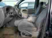 2004 Chevrolet TrailBlazer EXT LT с VIN 1GNET16S446112323, выставлен на аукционе Copart как лот 41409575 с пробегом 229 385 миль миль и На запчасти • Non repairable. История ставок и продаж доступна на DreamBid. Изображение 7.