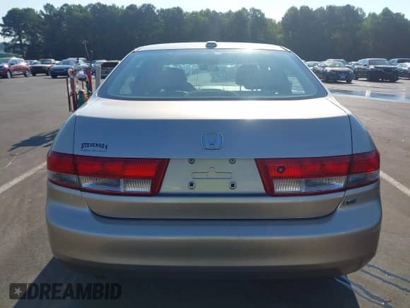 2004 Honda Accord EX with VIN 1HGCM66574A009190, listed as a IAAI auction lot 43152033 with 197,615 mi miles and . Bid and sale history available at DreamBid. Image 16.