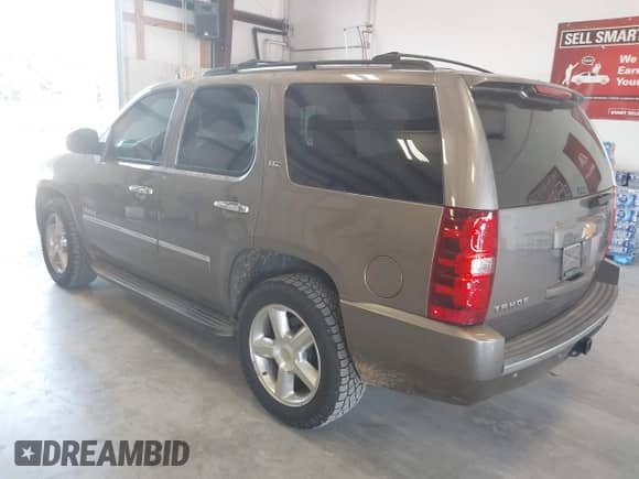 2014 Chevrolet Tahoe LTZ с VIN 1GNSCCE03ER150821, выставлен на аукционе IAAI как лот 42912953 с пробегом 194 995 миль миль и . История ставок и продаж доступна на DreamBid. Изображение 3.