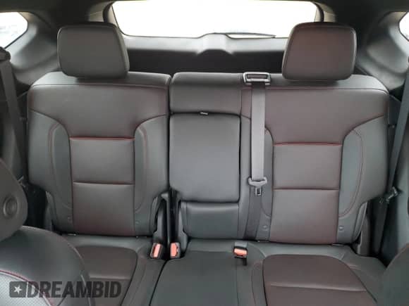 2023 Chevrolet Blazer RS z VIN 3GNKBERS0PS202853, wystawiony jako Copart lot #67064175 z przebiegiem 29 964 mil mil oraz Czysty tytuł • Clean title. Historia ofert i sprzedaży dostępna na DreamBid. Obrazek 10.