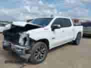 2020 Chevrolet Silverado 1500 LT z VIN 3GCUYDED7LG274258, wystawiony jako IAAI lot #42135229 z przebiegiem 77 833 mil mil oraz . Historia ofert i sprzedaży dostępna na DreamBid. Obrazek 2.