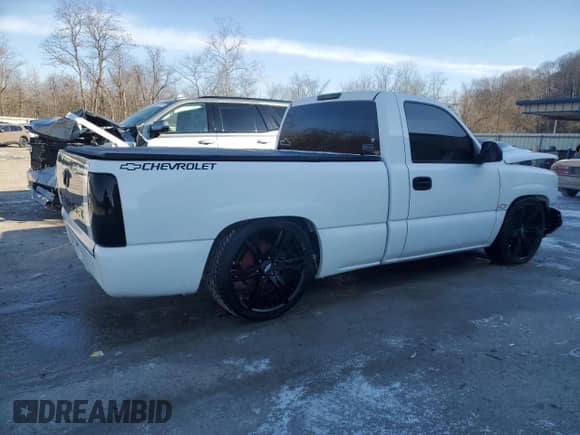 2007 Chevrolet Silverado 1500 Work Truck with VIN 1GCEC14X37Z162530, listed as a Copart auction lot 45347235 with 105,993 mi miles and Salvage title. Bid and sale history available at DreamBid. Image 3.