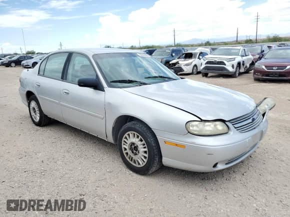 2004 Chevrolet Malibu Classic с VIN 1G1ND52FX4M598940, выставлен на аукционе Copart как лот 65945084 с пробегом 132 554 миль миль и Списание • Salvage title. История ставок и продаж доступна на DreamBid. Изображение 4.