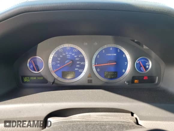 2006 Volvo S60 2.5L Turbo R с VIN YV1RH527662509833, выставлен на аукционе Copart как лот 87275984 с пробегом 104 609 миль миль и Чистый • Clean title. История ставок и продаж доступна на DreamBid. Изображение 9.