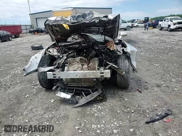 2018 Chevrolet Camaro 2SS z VIN 1G1FH3D78J0155871, wystawiony jako Copart lot #56176715 z przebiegiem Nie podano mil oraz Nie do naprawy • Non repairable. Historia ofert i sprzedaży dostępna na DreamBid. Obrazek 13.