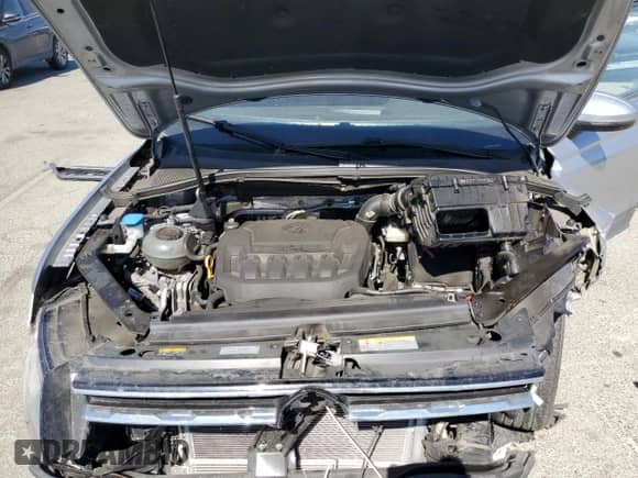 2020 Volkswagen Tiguan S с VIN 3VV1B7AX1LM145070, выставлен на аукционе Copart как лот 66713625 с пробегом Не указан миль и Списание • Salvage title. История ставок и продаж доступна на DreamBid. Изображение 12.