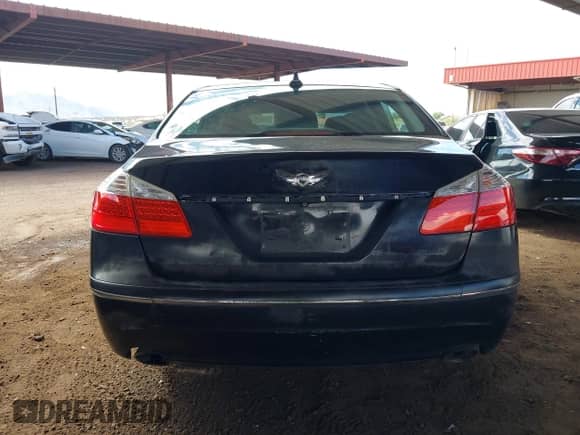 2011 Hyundai Genesis с VIN KMHGC4DE8BU128948, выставлен на аукционе IAAI как лот 43432940 с пробегом 162 146 миль миль и . История ставок и продаж доступна на DreamBid. Изображение 17.