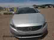 2015 Volvo S60 T5 Platinum с VIN YV1612TM3F1360099, выставлен на аукционе Copart как лот 53744175 с пробегом 87 383 миль миль и Списание • Salvage title. История ставок и продаж доступна на DreamBid. Изображение 5.