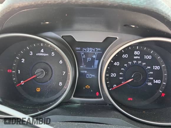 2013 Hyundai Veloster w/Gray Int z VIN KMHTC6AD4DU146162, wystawiony jako Copart lot #84929175 z przebiegiem 143 947 mil mil oraz Szkoda całkowita • Salvage title. Historia ofert i sprzedaży dostępna na DreamBid. Obrazek 9.