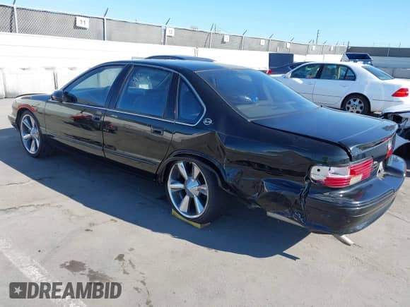 1996 Chevrolet Caprice 1SA Special Value с VIN 1G1BL52P7TR181193, выставлен на аукционе IAAI как лот 43175399 с пробегом Не указан миль и . История ставок и продаж доступна на DreamBid. Изображение 6.