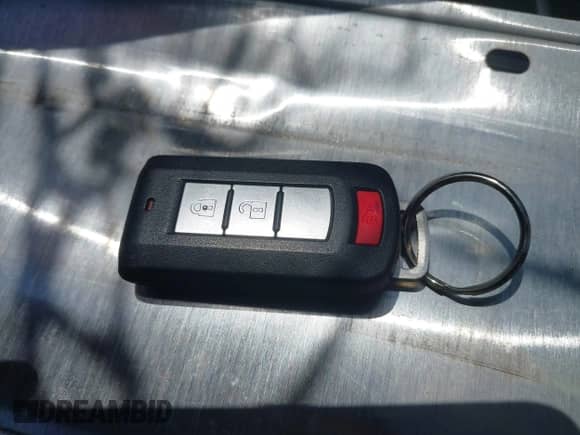 2020 Mitsubishi Outlander SE with VIN JA4AD3A31LZ042464, listed as a IAAI auction lot 42919215 with 75,341 mi miles and . Bid and sale history available at DreamBid. Image 11.