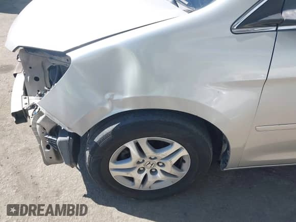 2005 Honda Odyssey EX с VIN 5FNRL38495B416810, выставлен на аукционе IAAI как лот 43412581 с пробегом 282 714 миль миль и . История ставок и продаж доступна на DreamBid. Изображение 19.