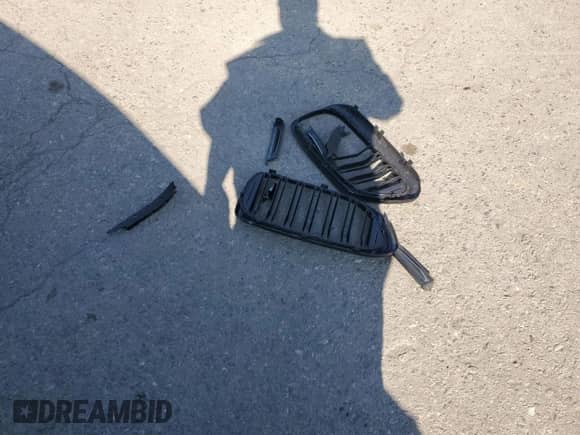 2018 BMW 5 Series 540i xDrive с VIN WBAJE7C50JG891645, выставлен на аукционе Copart как лот 80956505 с пробегом 94 284 миль миль и Списание • Salvage title. История ставок и продаж доступна на DreamBid. Изображение 12.