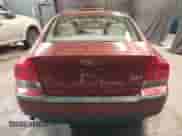 2001 Volvo S60 с VIN YV1RS61R912017817, выставлен на аукционе IAAI как лот 41981663 с пробегом 44 226 миль миль и . История ставок и продаж доступна на DreamBid. Изображение 16.
