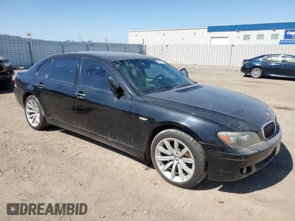 2007 BMW 7 Series 750Li z VIN WBAHN83547DT72175, wystawiony jako Copart lot #56912175 z przebiegiem 85 965 mil mil oraz Czysty tytuł • Clean title. Historia ofert i sprzedaży dostępna na DreamBid. Obrazek 4.