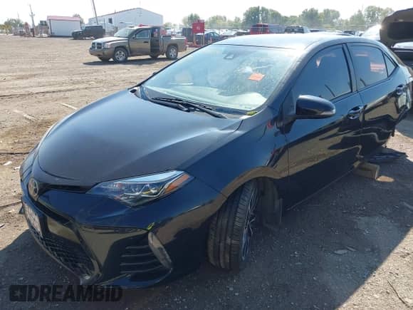 2019 Toyota Corolla L z VIN 2T1BURHE2KC229015, wystawiony jako IAAI lot #43198359 z przebiegiem 74 162 mil mil oraz . Historia ofert i sprzedaży dostępna na DreamBid. Obrazek 18.