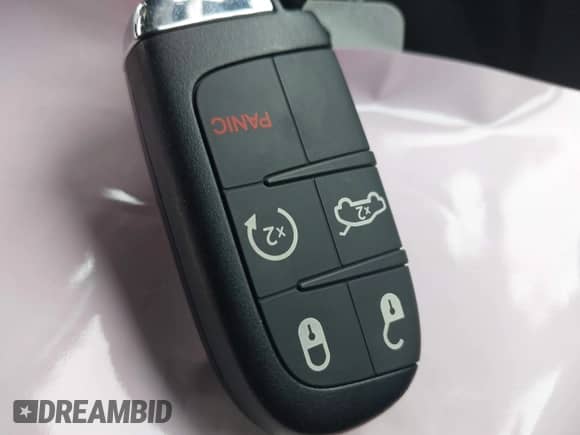 2024 Dodge Hornet R/T z VIN ZACPDFCW4R3A19882, wystawiony jako IAAI lot #41651568 z przebiegiem 3 229 mil mil oraz . Historia ofert i sprzedaży dostępna na DreamBid. Obrazek 11.