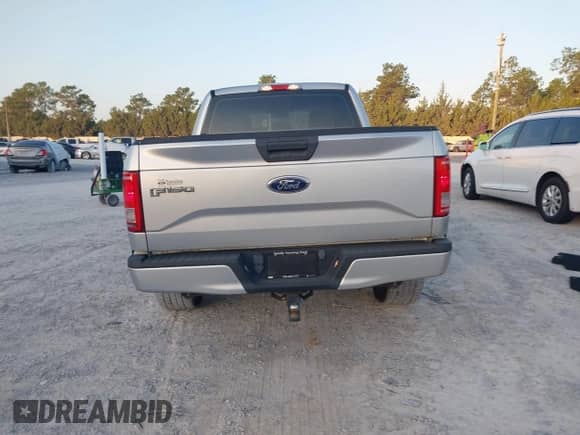 2015 Ford F-150 XL z VIN 1FTEX1CP2FFC03686, wystawiony jako IAAI lot #43359849 z przebiegiem 107 333 mil mil oraz . Historia ofert i sprzedaży dostępna na DreamBid. Obrazek 16.