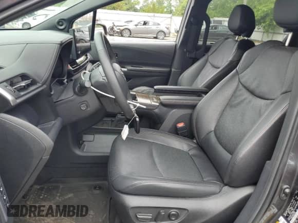 2025 Toyota Sienna Limited с VIN 5TDZSKFC6SS157594, выставлен на аукционе Copart как лот 62633325 с пробегом 30 494 миль миль и Списание • Salvage title. История ставок и продаж доступна на DreamBid. Изображение 7.