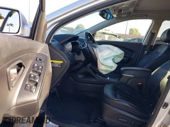 2014 Hyundai Tucson Limited z VIN KM8JU3AG4EU948340, wystawiony jako IAAI lot #42268365 z przebiegiem 190 820 mil mil oraz . Historia ofert i sprzedaży dostępna na DreamBid. Obrazek 5.