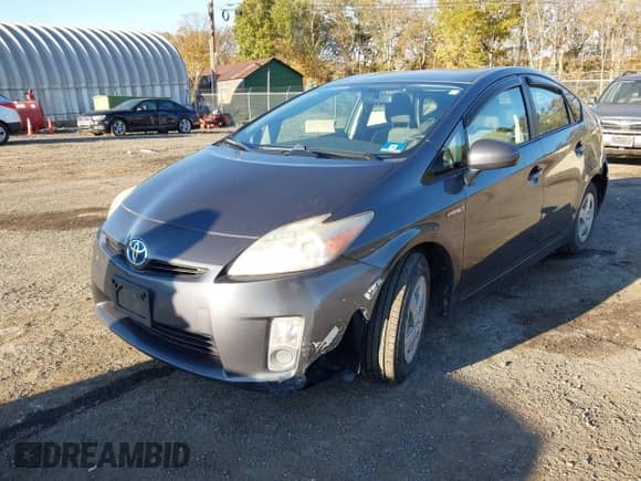 2011 Toyota Prius II with VIN JTDKN3DUXB1422475, listed as a IAAI auction lot 43516418 with 221,739 mi miles and . Bid and sale history available at DreamBid. Image 6.