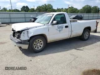 2006 Chevrolet Silverado 1500 Work Truck z VIN 3GCEC14V16G251087, wystawiony jako Copart lot #62303245 z przebiegiem 160 149 mil mil oraz Szkoda całkowita • Salvage title. Historia ofert i sprzedaży dostępna na DreamBid. Obrazek 1.