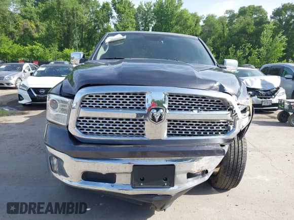 2017 Ram 1500 Laramie z VIN 1C6RR7NT4HS691372, wystawiony jako IAAI lot #42264467 z przebiegiem 135 395 mil mil oraz . Historia ofert i sprzedaży dostępna na DreamBid. Obrazek 12.