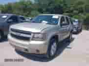 2008 Chevrolet Tahoe LS с VIN 1GNFC13C98R119418, выставлен на аукционе IAAI как лот 43186530 с пробегом 227 673 миль миль и . История ставок и продаж доступна на DreamBid. Изображение 2.