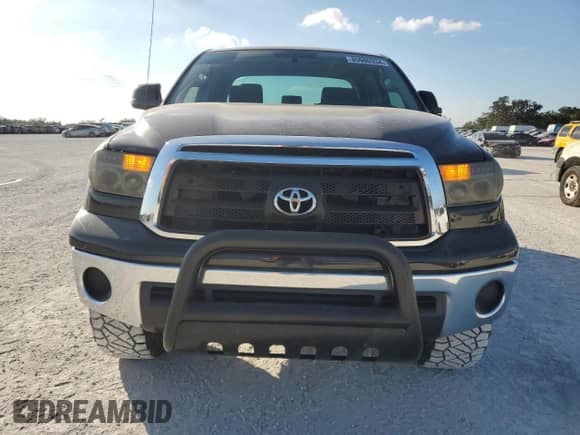 2012 Toyota Tundra z VIN 5TFRU5F15CX026419, wystawiony jako Copart lot #85980334 z przebiegiem 150 239 mil mil oraz Szkoda całkowita • Salvage title. Historia ofert i sprzedaży dostępna na DreamBid. Obrazek 5.