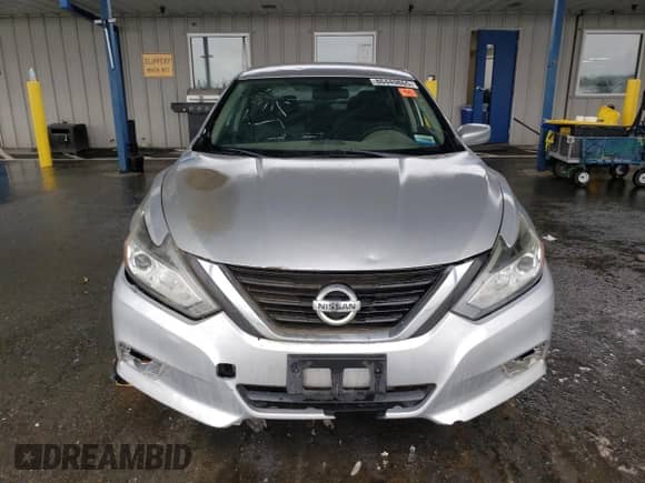 2016 Nissan Altima S z VIN 1N4AL3AP0GC232363, wystawiony jako Copart lot #86449865 z przebiegiem 139 161 mil mil oraz Czysty tytuł • Clean title. Historia ofert i sprzedaży dostępna na DreamBid. Obrazek 5.