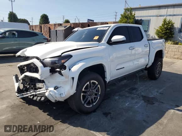 2024 Toyota Tacoma SR5 with VIN 3TMLB5JN1RM062810, listed as a Copart auction lot 80575815 with 11,680 mi miles and Salvage title. Bid and sale history available at DreamBid. Image 1.