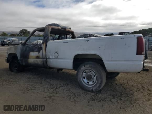 2000 Chevrolet Silverado 3500 с VIN 1GCGC34R8YR226245, выставлен на аукционе Copart как лот 65429905 с пробегом Не указан миль и Списание • Salvage title. История ставок и продаж доступна на DreamBid. Изображение 2.