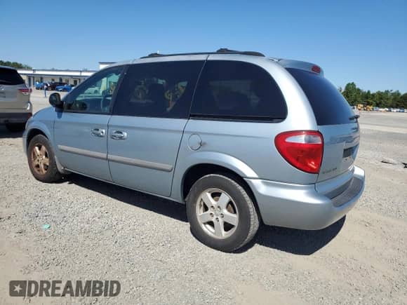 2006 Dodge Caravan SXT z VIN 1D4GP45R16B742495, wystawiony jako Copart lot #85894865 z przebiegiem 237 755 mil mil oraz Szkoda całkowita • Salvage title. Historia ofert i sprzedaży dostępna na DreamBid. Obrazek 2.