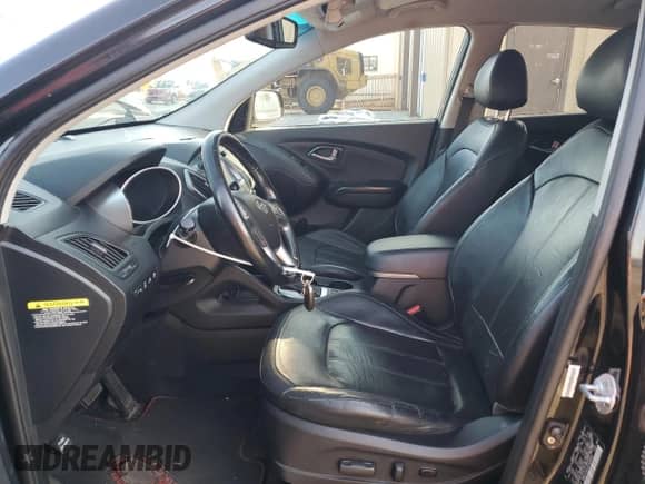 2014 Hyundai Tucson Walking Dead Edition z VIN KM8JUCAG1EU939644, wystawiony jako Copart lot #65899175 z przebiegiem 171 118 mil mil oraz Szkoda całkowita • Salvage title. Historia ofert i sprzedaży dostępna na DreamBid. Obrazek 7.