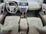 2012 Nissan Murano LE с VIN JN8AZ1MU8CW100575, выставлен на аукционе Copart как лот 81825905 с пробегом 151 183 миль миль и Списание • Salvage title. История ставок и продаж доступна на DreamBid. Изображение 8.
