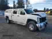 2007 Chevrolet Silverado 2500HD 1LT with VIN 1GCHK23K77F555945, listed as a Copart auction lot 47702665 with 112,326 mi miles and Salvage title. Bid and sale history available at DreamBid. Image 4.