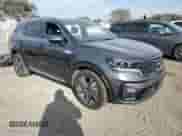 2022 Kia Sorento SX Prestige with VIN KNDRMDLH5N5115918, listed as a Copart auction lot 85520074 with 37,606 mi miles and Salvage title. Bid and sale history available at DreamBid. Image 4.