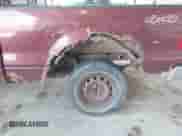 2004 Ford F-150 STX с VIN 1FTRX14W44NA86770, выставлен на аукционе IAAI как лот 43035631 с пробегом 180 112 миль миль и . История ставок и продаж доступна на DreamBid. Изображение 6.