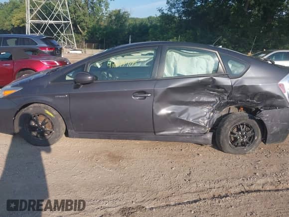 2013 Toyota Prius One с VIN JTDKN3DU7D1656205, выставлен на аукционе IAAI как лот 42845705 с пробегом 157 223 миль миль и . История ставок и продаж доступна на DreamBid. Изображение 14.