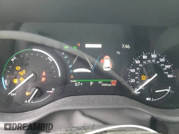 2025 Toyota Sienna XLE with VIN 5TDJRKEC0SS254008, listed as a Copart auction lot 66612865 with 2,489 mi miles and Salvage title. Bid and sale history available at DreamBid. Image 9.