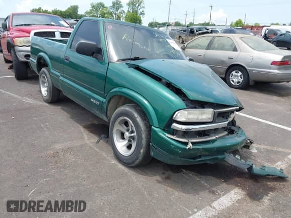 2000 Chevrolet S-10 с VIN 1GCCS1441YK191583, выставлен на аукционе IAAI как лот 42602469 с пробегом 260 627 миль миль и . История ставок и продаж доступна на DreamBid. Изображение 1.