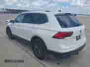 2024 Volkswagen Tiguan SE с VIN 3VV2B7AX3RM032119, выставлен на аукционе IAAI как лот 42525680 с пробегом 21 680 миль миль и . История ставок и продаж доступна на DreamBid. Изображение 3.